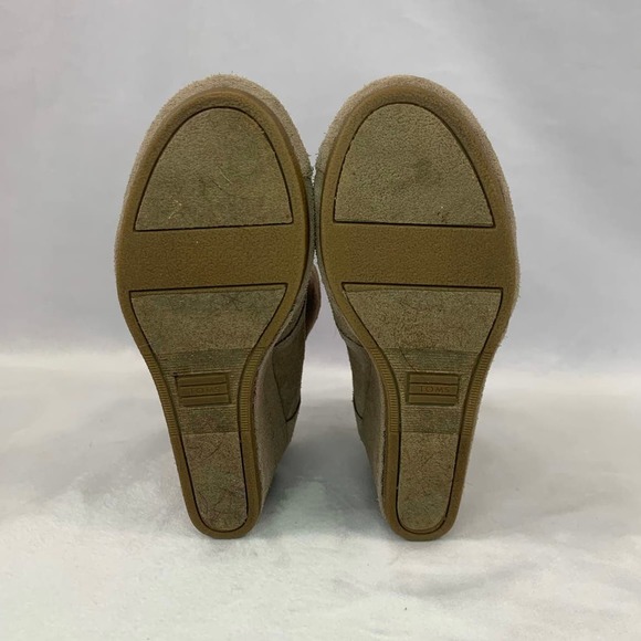 TOMS Desert Wedge Khaki Tan Suede Leather Booties Flannel Lined Size 6 W‎ - Picture 5 of 11